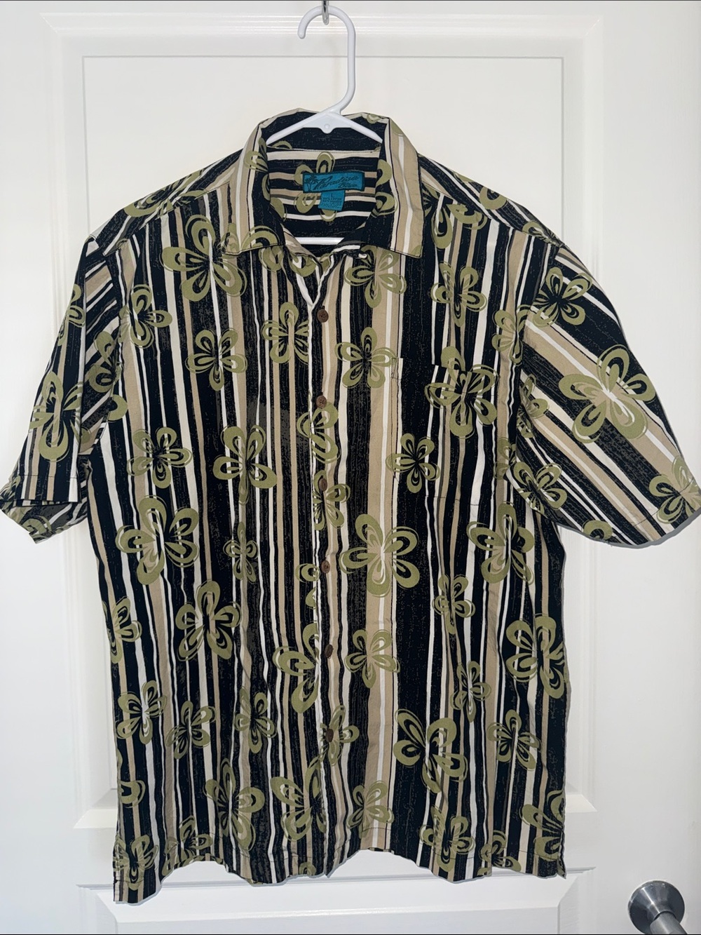 Men's Short-Sleeve Button-Down Shirt in Olive & Black Stripe Floral